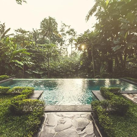 A Priori Villa Ubud Exterior photo