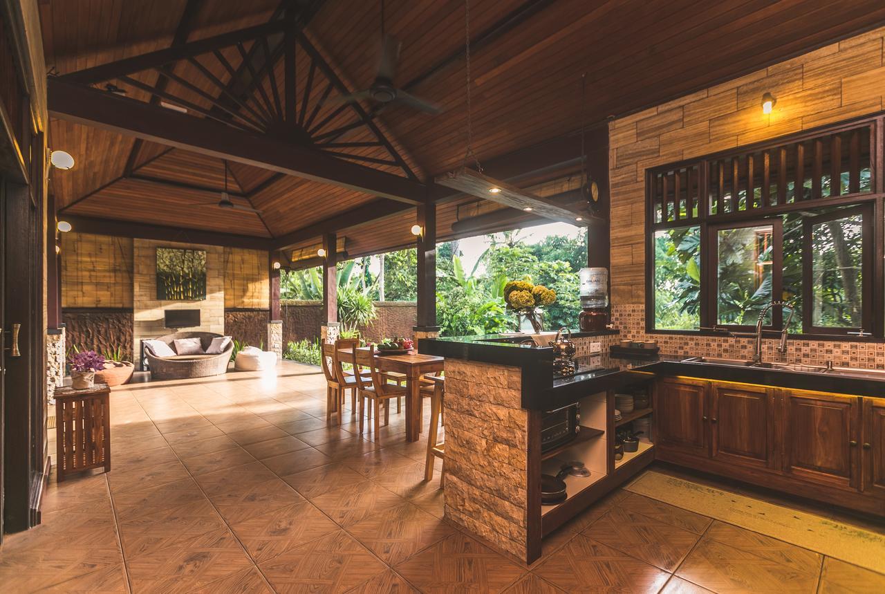 A Priori Villa Ubud Exterior photo