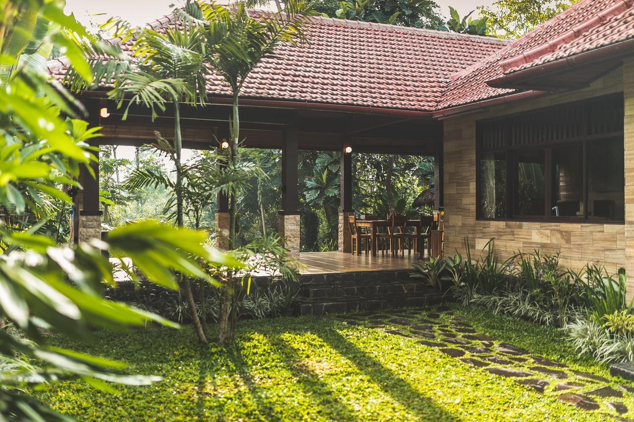 A Priori Villa Ubud Exterior photo