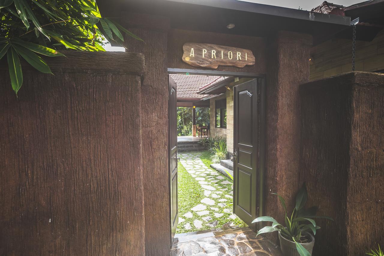 A Priori Villa Ubud Exterior photo