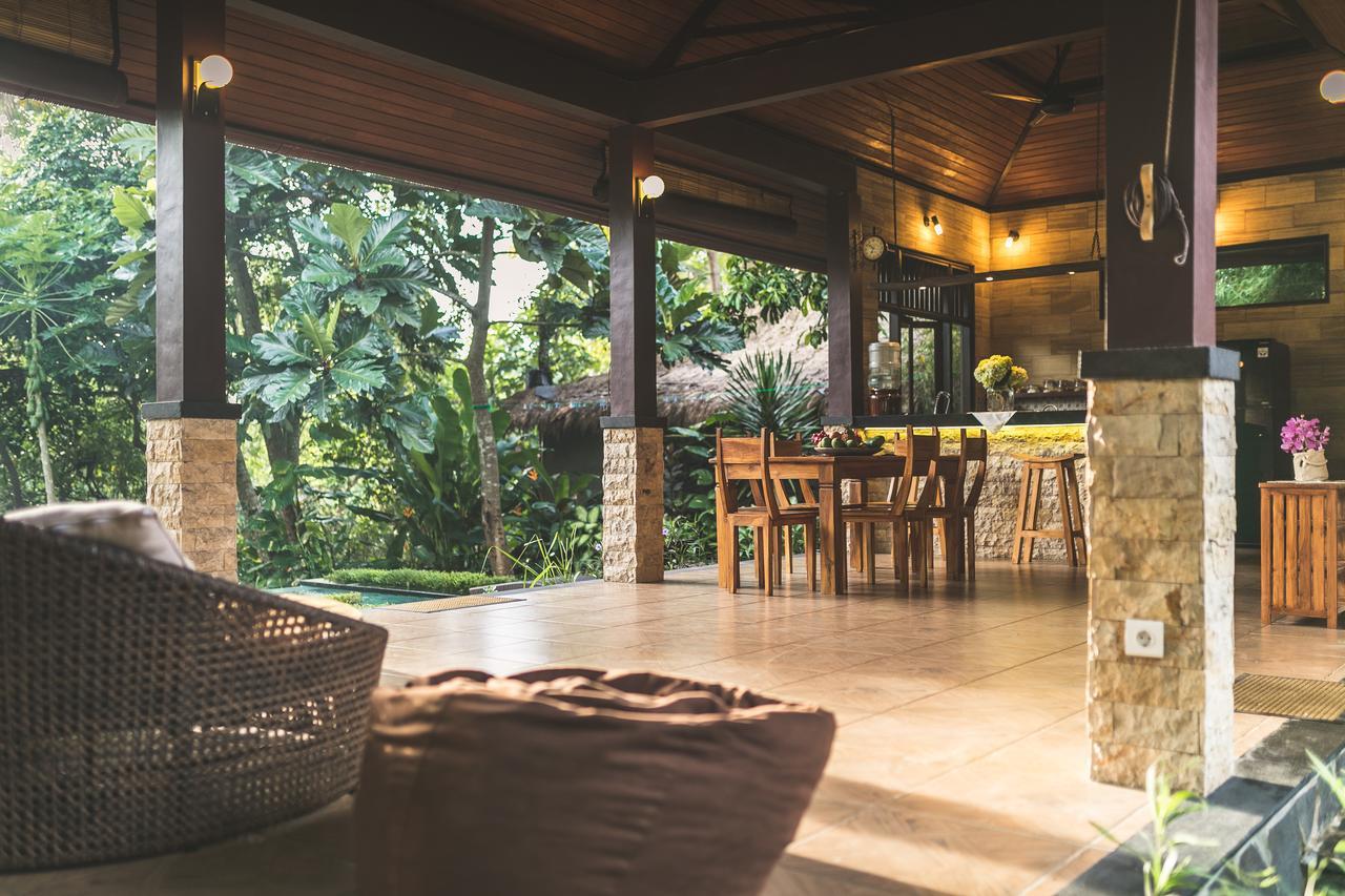 A Priori Villa Ubud Exterior photo